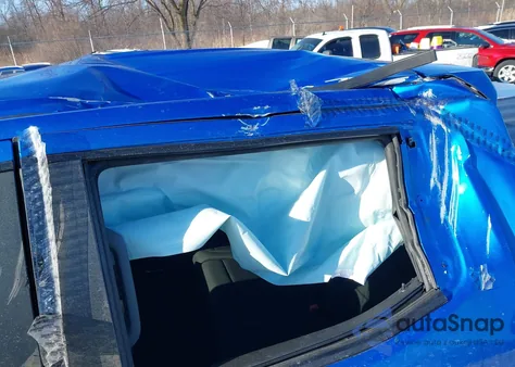 2025 Chevrolet Silverado 1500 4Wd Short Bed Rst from USA, damaged, VIN 1GCUKEED1SZ150783